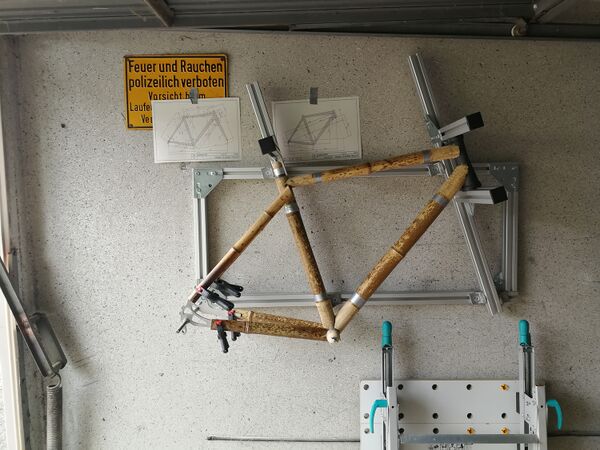 Gravelbike_3_HR.jpg